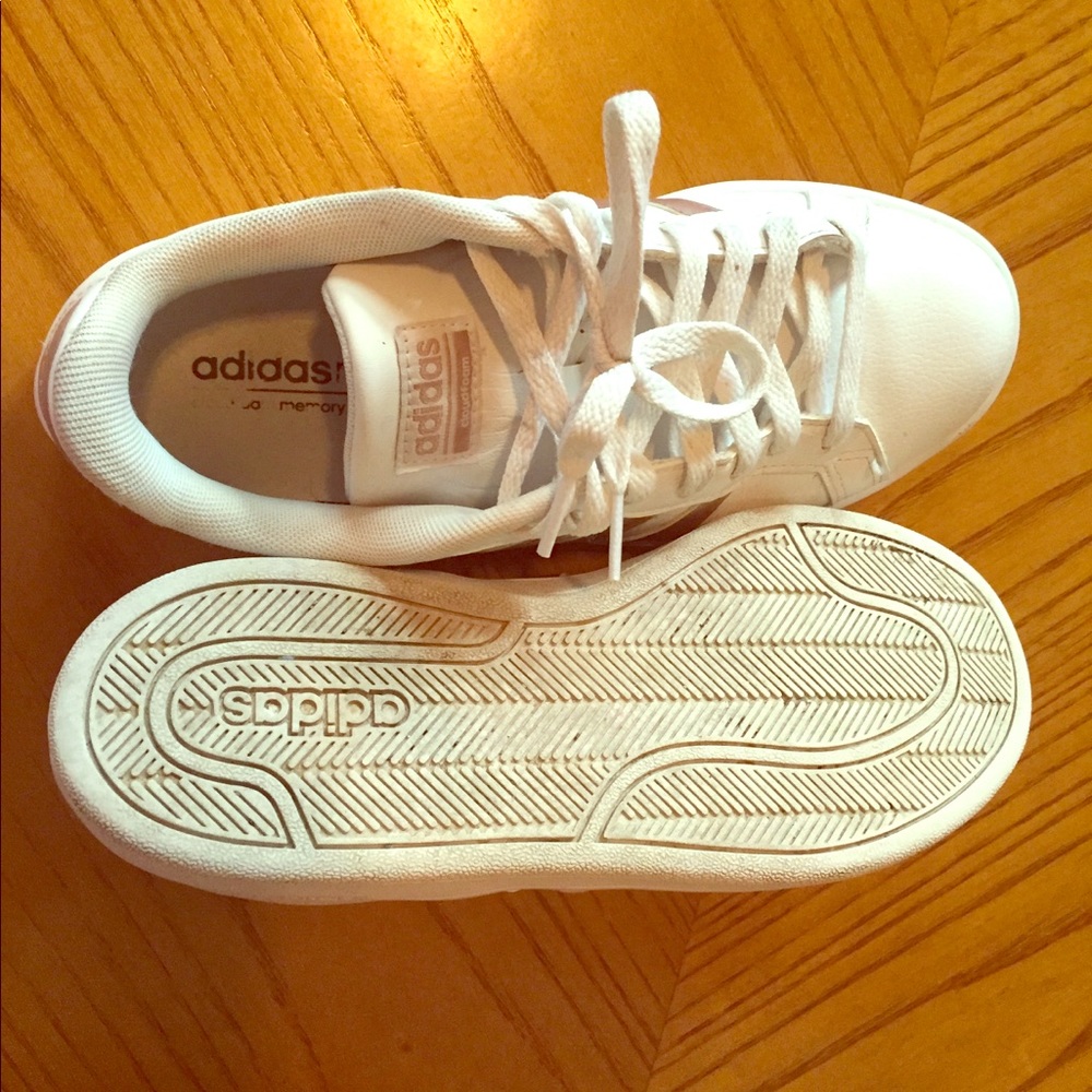 Women’s Adidas rose gold size 6 1/2